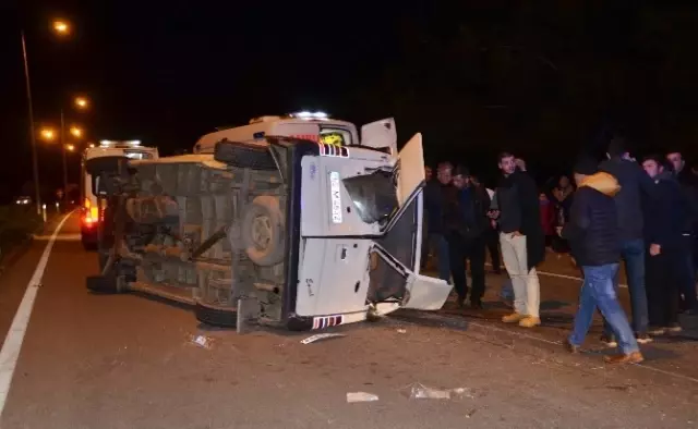 Samsun'da İki Minibüs Çarpıştı: 11 Yaralı
