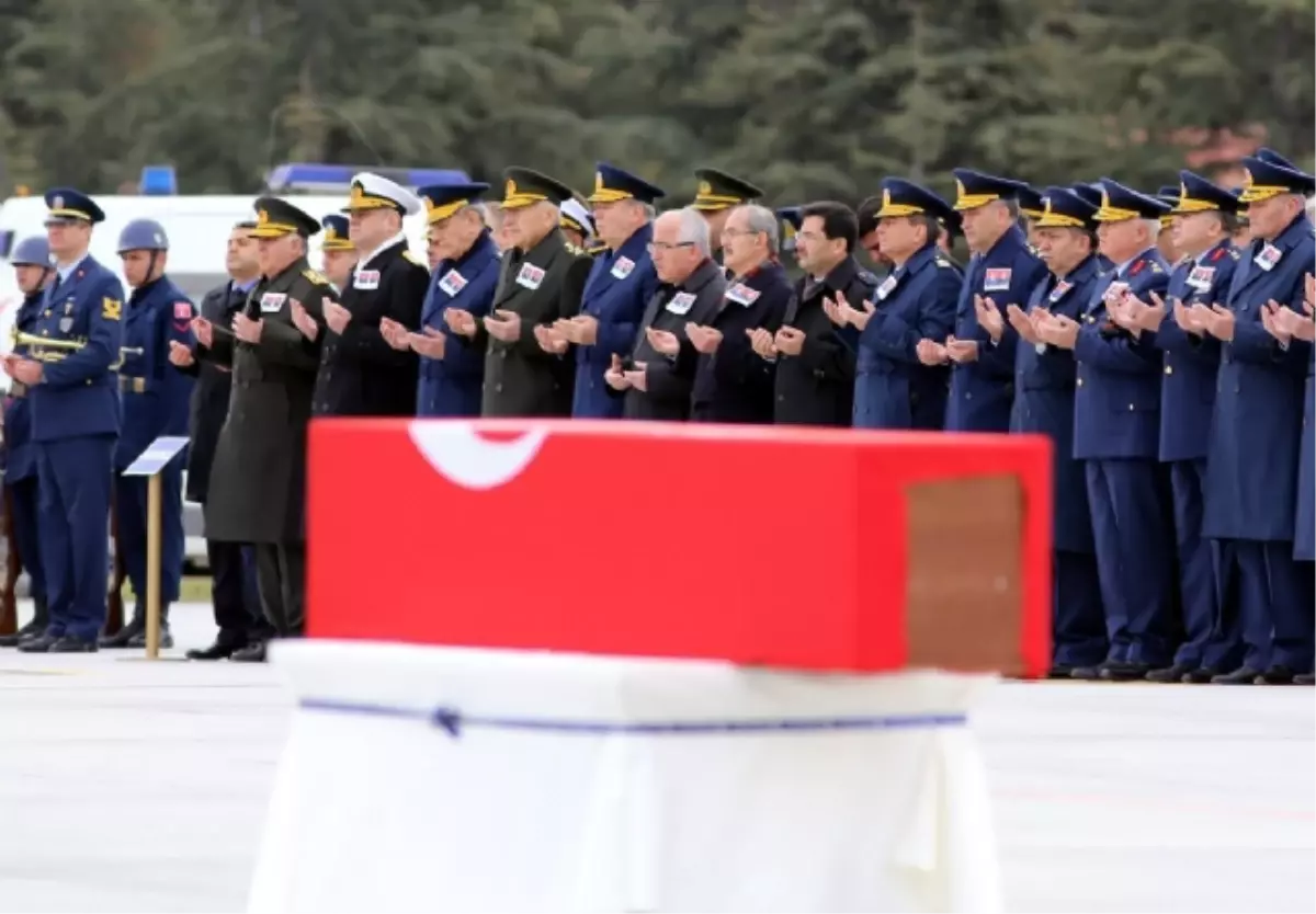 Şehit Polis Memuru Zengin Son Yolculuğuna Uğurlanıyor