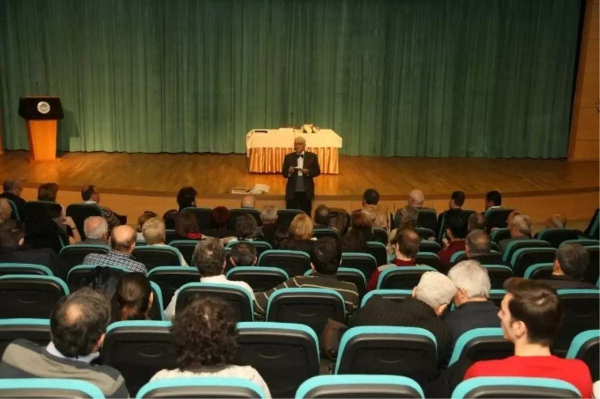 Siyaset Bilimci Prof. Dr. Ataöv: 'Başkanlık Türkiye'ye Uymaz'