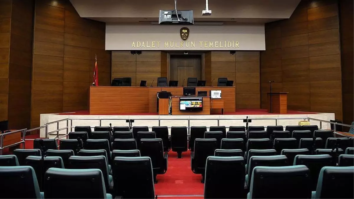 Tokat'ta Avukat ve Öğretim Üyelerinin Fetö Davası Ertelendi