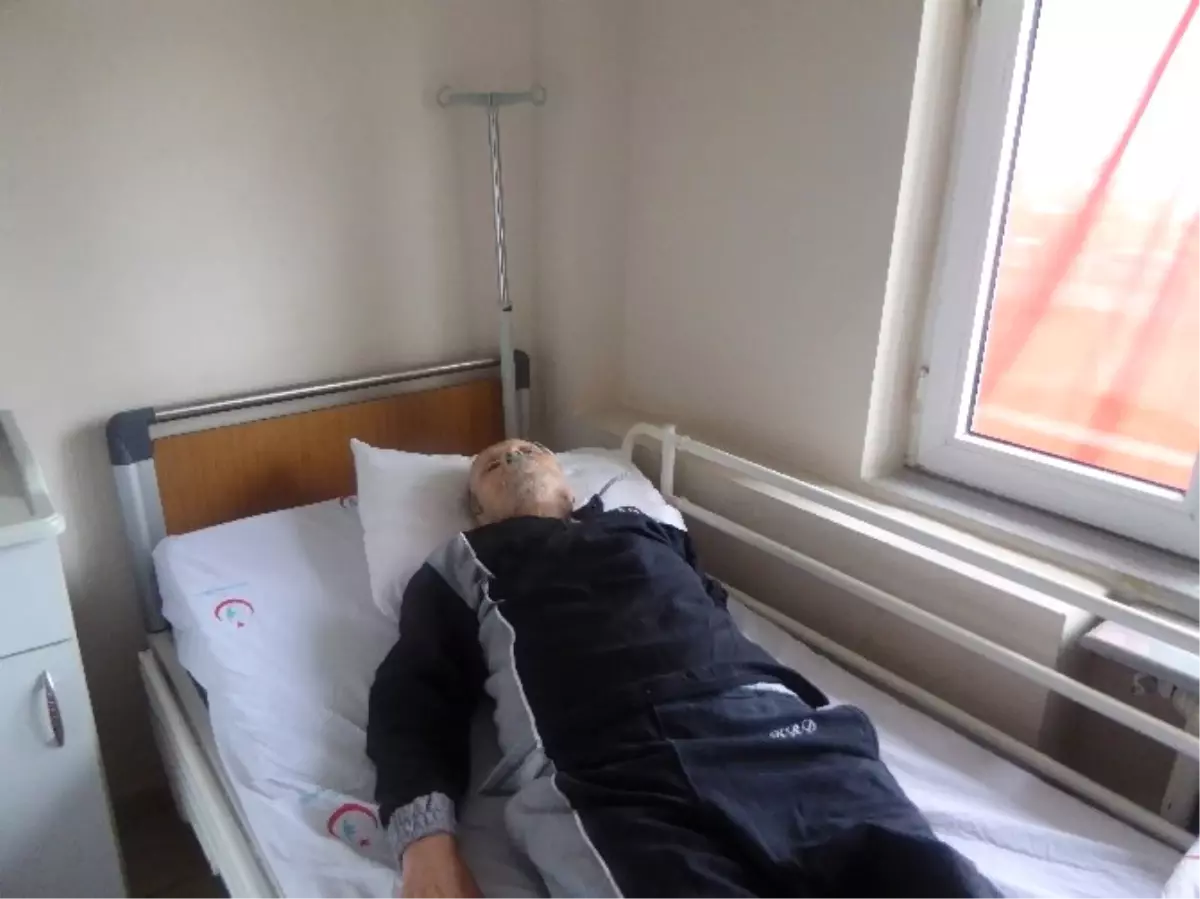 Yaşlı Adamın Kaldığı Konteyner Yandı