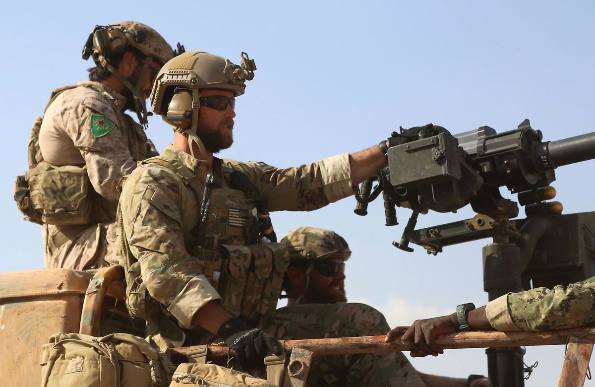 ABD'li Dış Politika Direktörü: YPG'yi Eğiterek Ateşle Oynuyoruz