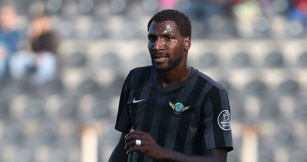 Akhisar Belediyespor'da Douglao ile Yollar Karşılıklı Olarak Ayrıldı