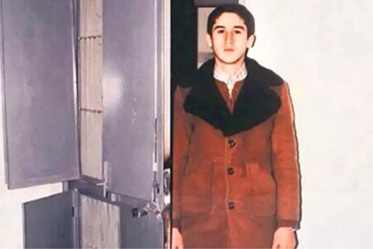 Bugün Erdal Eren'in Ölüm Yıldönümü! Erdal Eren Kimdir?