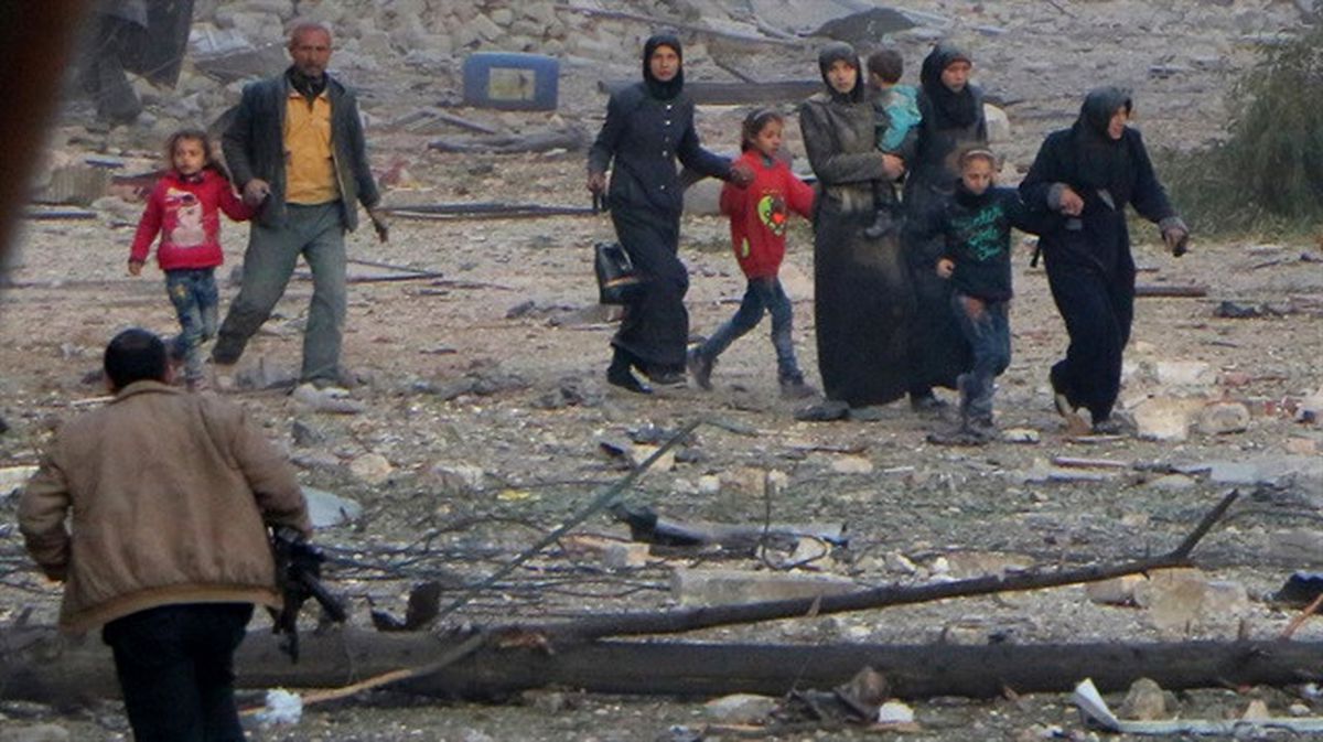 Halep'teki Ateşkesin Ardından Siviller İdlib'e Nakledilecek!