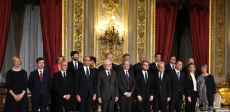 İtalya'da Gentiloni Yeni Hükümeti Kurdu: 5 Yılda 4'üncü 'Seçilmemiş' Başbakan