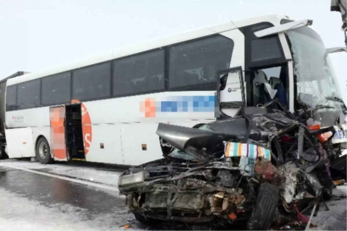 Aksaray'da Zincirleme Kaza! Aksaray'da 36 Araç Birbirine Girdi
