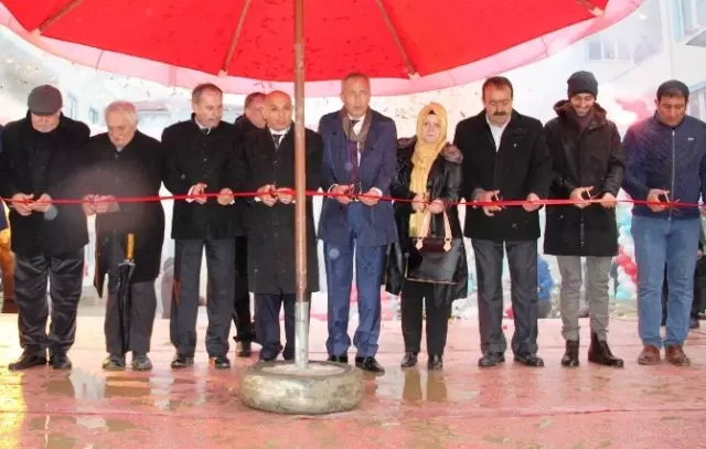 Gökçeada Belediyesi Sosyal Konutlarının ve Çevre Düzenlemesi İşi Tamamlandı