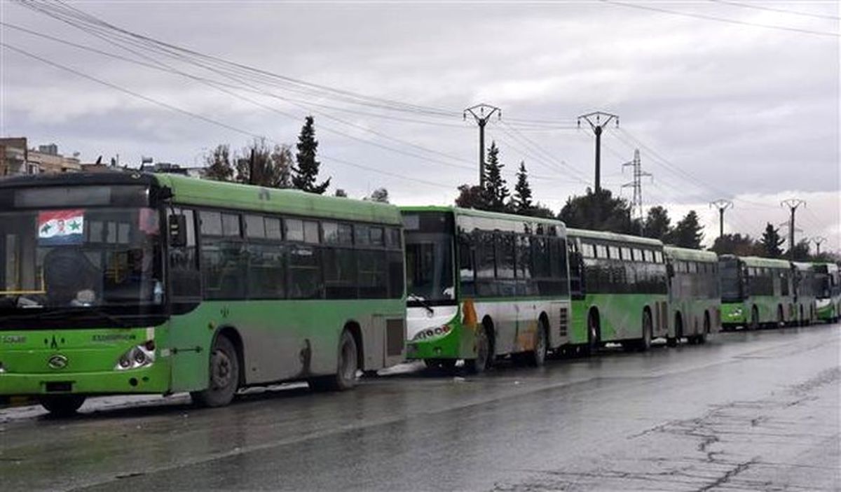 Halep'te Hastaları Taşıyan Konvoydan İlk Görüntüler