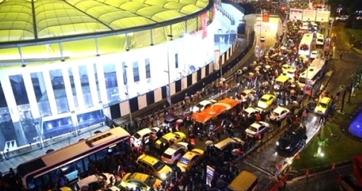 Sonrasında Patlama Yaşanan Beşiktaş-Bursaspor Maçında Ceza Çıkmadı