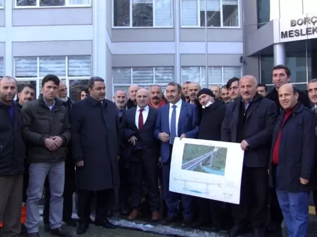 Borçka'da 8 Köyün 10 Yıldır Beklediği Güreşen Köprüsü Nihayet Yapılıyor
