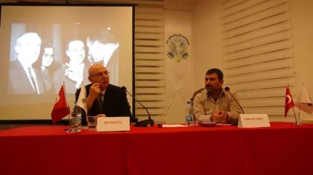 Orhan Kemal'in Oğlu Efeler'deki Edebiyat Tutkunlarına Babasını Anlattı Orhan Kemal'in Oğlu Efeler'deki Edebiyat Tutkunlarına Babasını Anlattı
