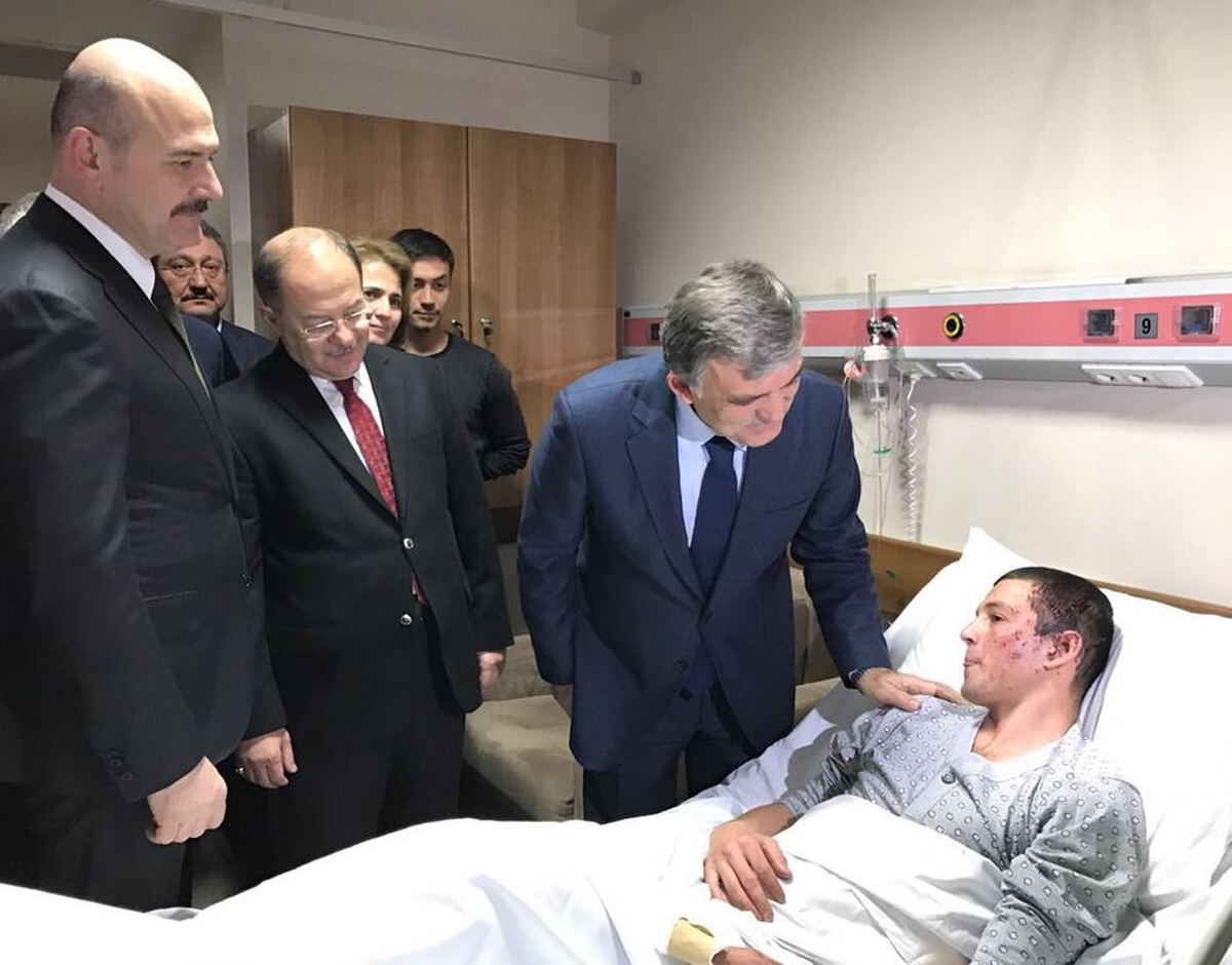Abdullah Gül, Kayseri'de Yaralanan Askerlerimizi Ziyaret Etti!