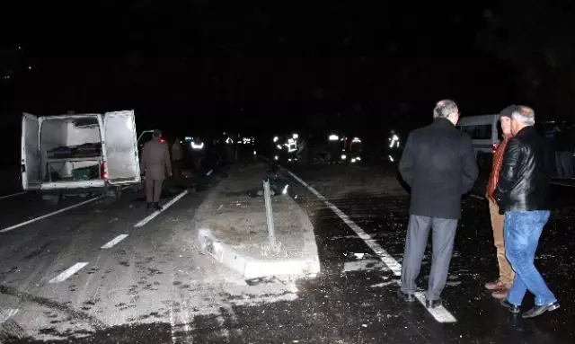 Aydın'da Yakıt Tankeri Ortalığı Savaş Alanına Çevirdi: 3 Ölü, 5 Yaralı