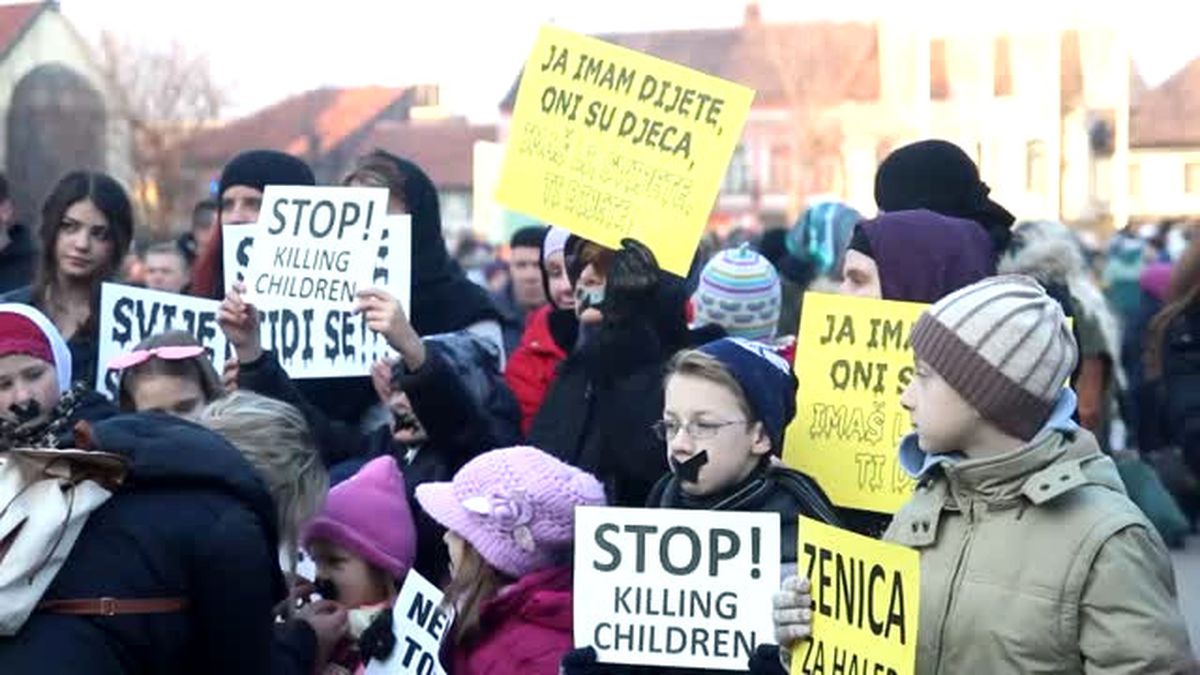 Bosna Hersek'te Halep'e Destek Mitingi Düzenlendi