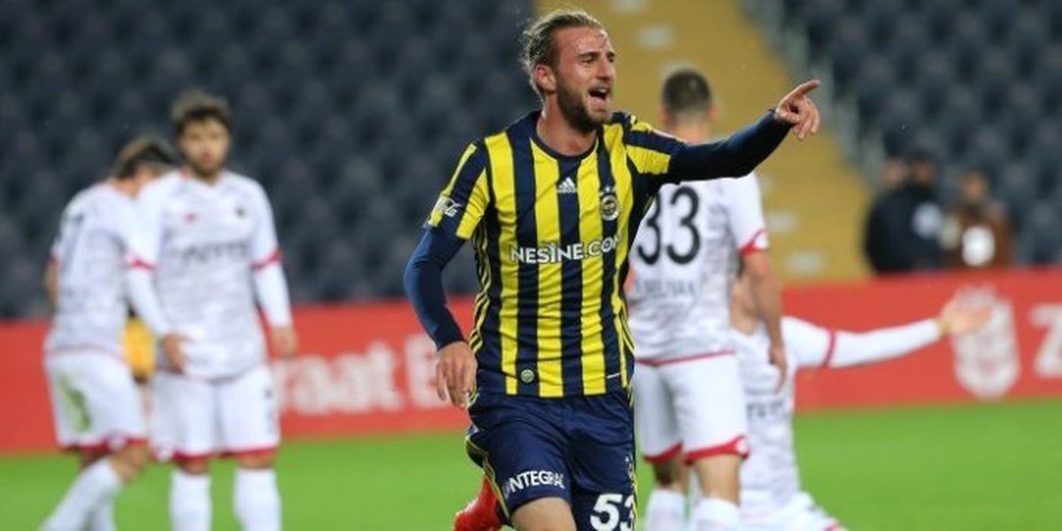 Ajax, Fenerbahçeli Genç Futbolcu Yiğithan Güveli'ye Talip Oldu