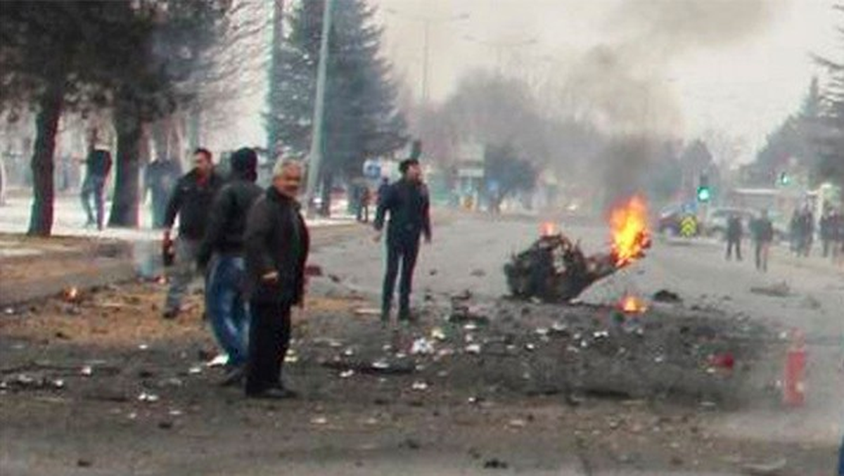 Kayseri'de Kadın Sanılan Canlı Bombanın Erkek Olduğu Ortaya Çıktı