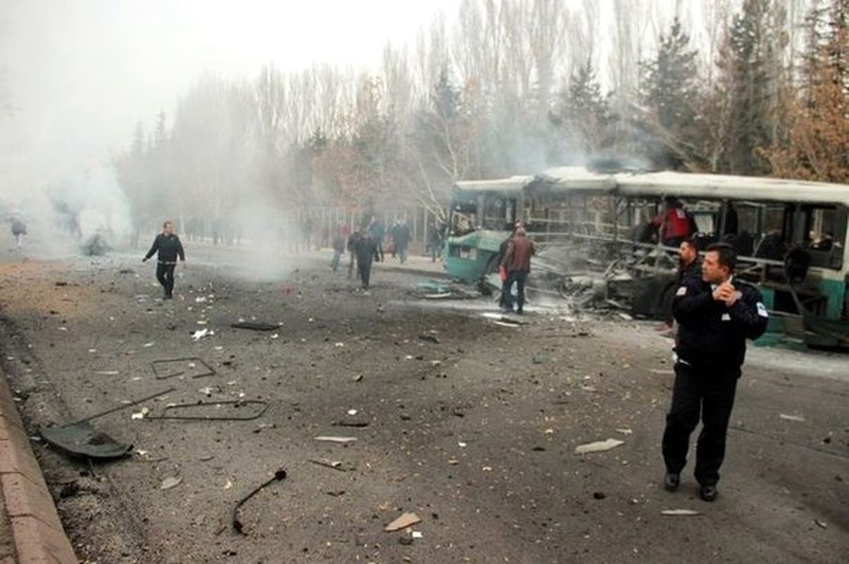 Kayseri'de Patlatılan Bombalı Aracın Plakası Sahte Çıktı