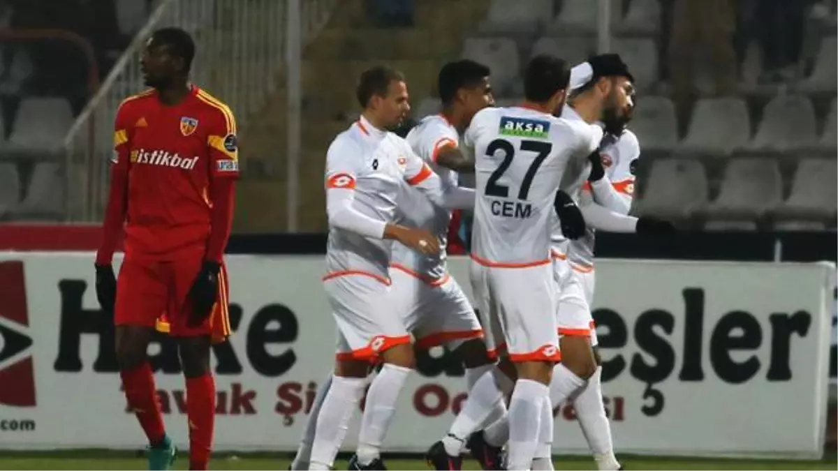 Futbol: Spor Toto Süper Lig