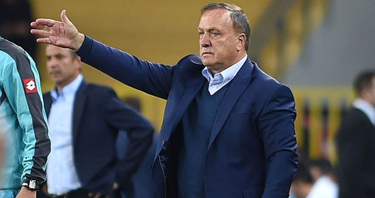 Advocaat: Seyircinin Azlığı Federasyonun Kararıyla Alakalı, Tuhaf Bir Karar