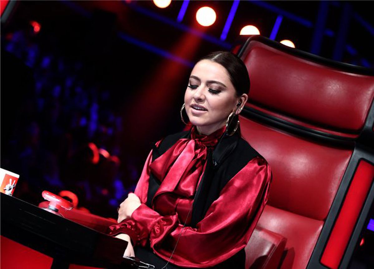 Hadise'nin Annesi O Ses Türkiye Stüdyosunda