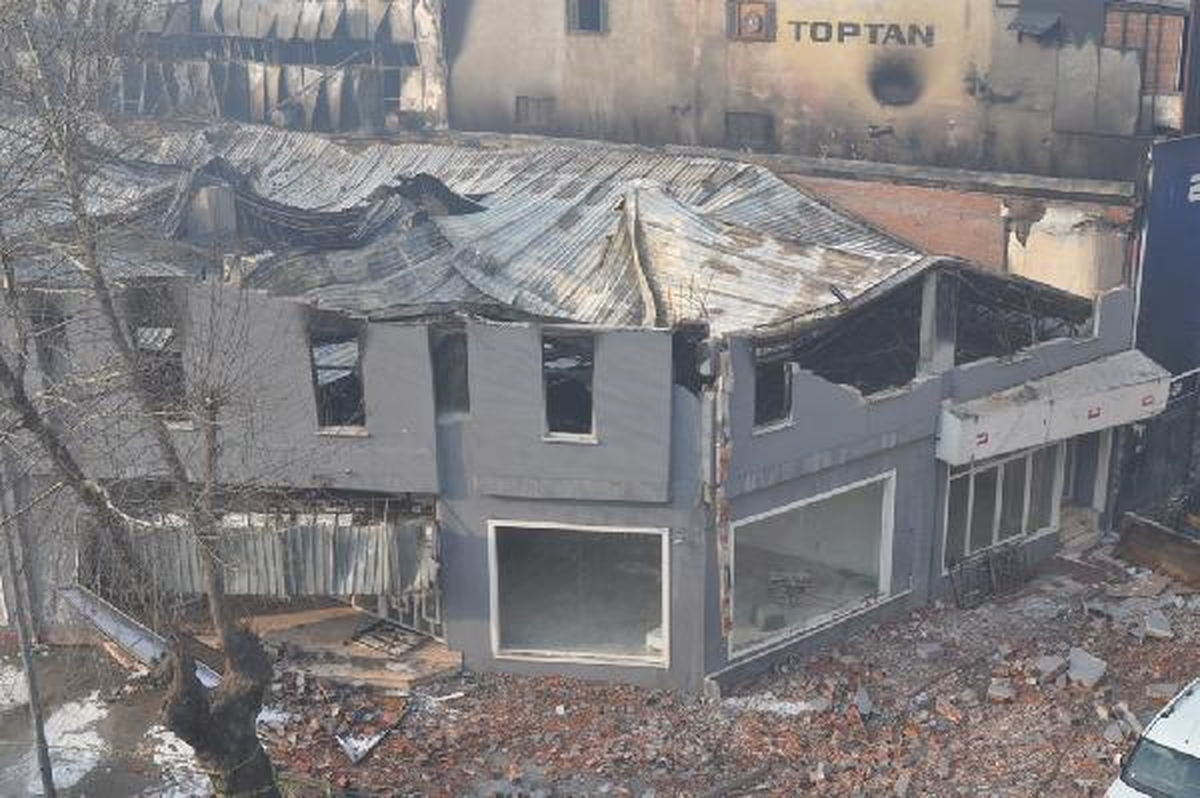 İnegöl'deki Yangının Acı Tablosu Gün Ağarınca Ortaya Çıktı