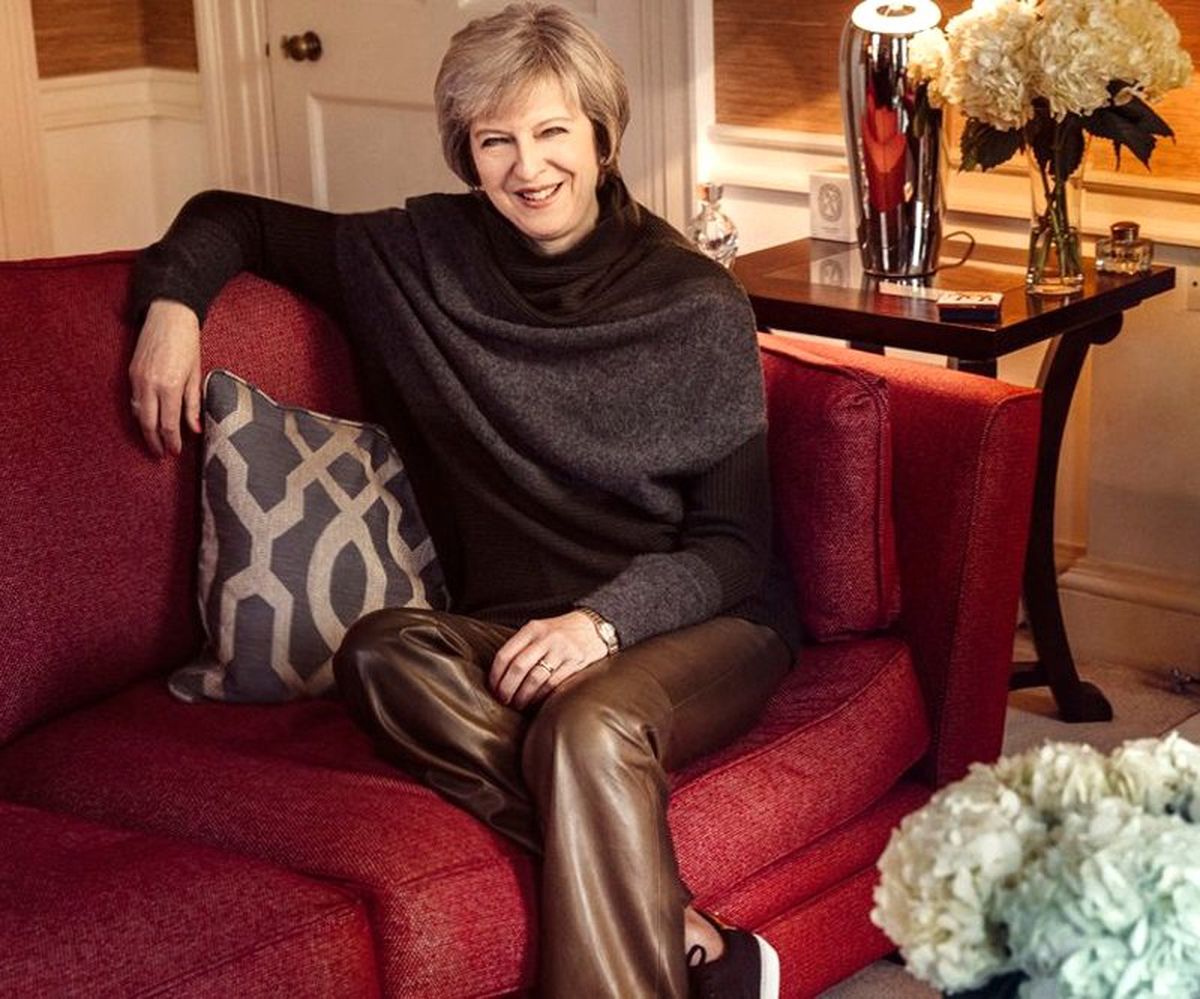 İngiltere Başbakanı Theresa May'in Olay Yaratan Pantolonu Güngören'den