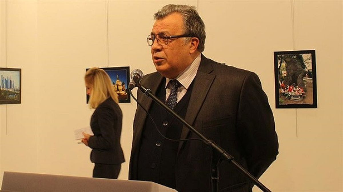 Rus Büyükelçisi'ne Silahlı Saldırı