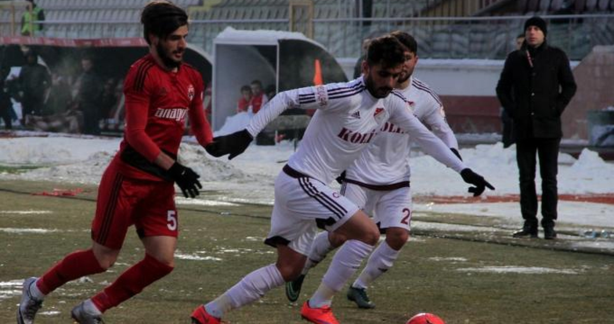 24 Erzincanspor Deplasmanda Elazığspor'u 4-0 Yendi