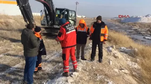 Aksaray'da Kaybolan Zihinsel Engelli Genç 18 Gündür Aranıyor Aksaray'da Kaybolan Zihinsel Engelli Genç 18 Gündür Aranıyor