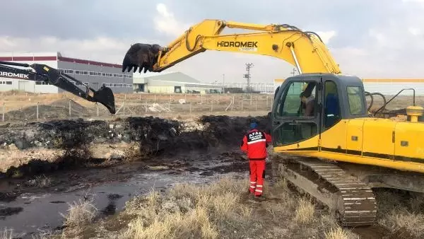 Aksaray'da Kaybolan Zihinsel Engelli Genç 18 Gündür Aranıyor Aksaray'da Kaybolan Zihinsel Engelli Genç 18 Gündür Aranıyor