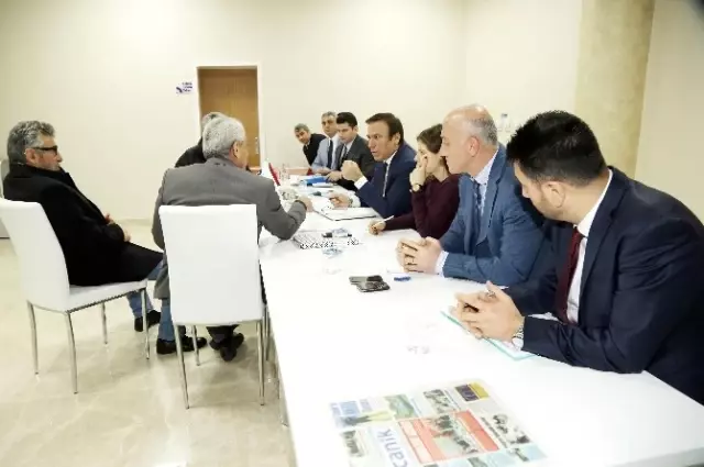 mod bayan pijama 15 yaşındaki gençten sokak röportajında ders niteliğinde ...