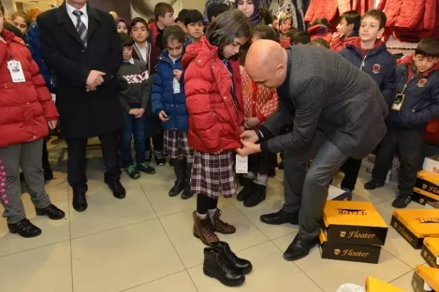 Yakutiye Belediyesi ve Ak Partili Kadınlardan Anlamlı Destek Yakutiye Belediyesi ve Ak Partili Kadınlardan Anlamlı Destek