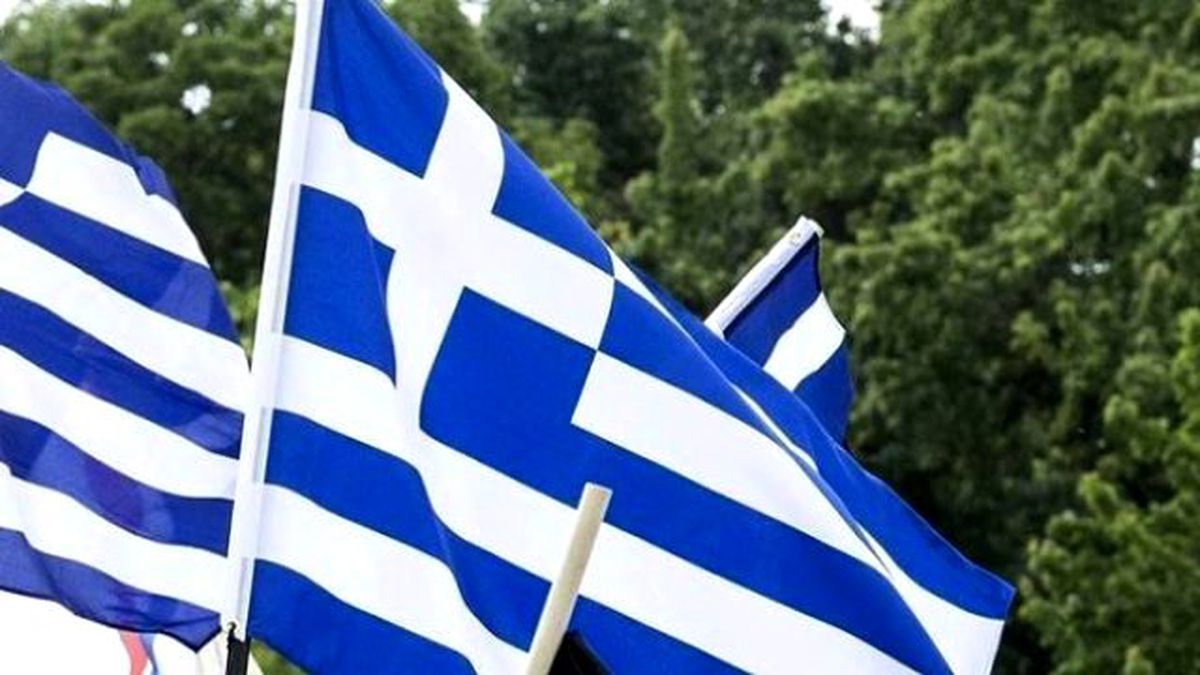 Yunanistan'da Bazı İçeceklere Zehir Enjekte Ettiler!