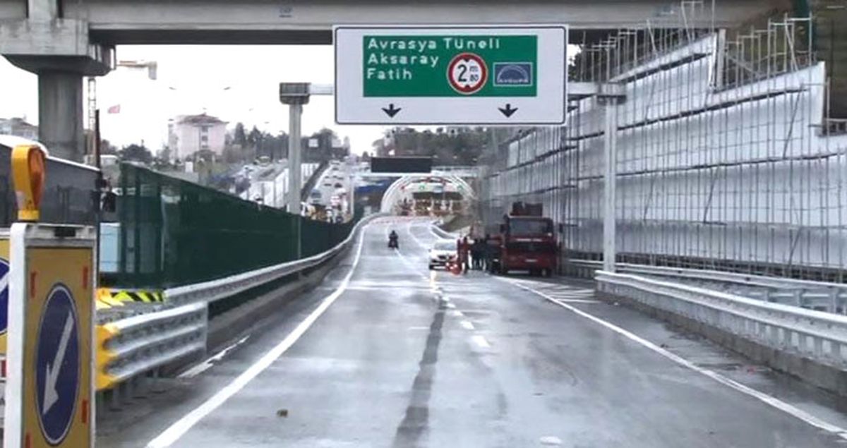 Herkes Şaşkın! Adana'dan Avrasya Tüneli İçin Geldi, Hem de Taksi ile