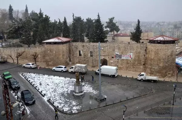 Mut ve Silifke'ye 15 Yıl Sonra Kar Yağdı