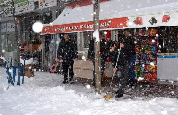 Antalya Kent Merkezinde 23 Yıl Sonra Kar Sürprizi (2) - Yeniden Antalya Kent Merkezinde 23 Yıl Sonra Kar Sürprizi (2) - Yeniden