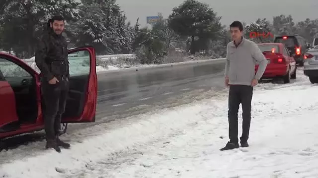 Antalya Kent Merkezinde 23 Yıl Sonra Kar Sürprizi Antalya Kent Merkezinde 23 Yıl Sonra Kar Sürprizi