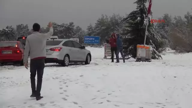 Antalya Kent Merkezinde 23 Yıl Sonra Kar Sürprizi Antalya Kent Merkezinde 23 Yıl Sonra Kar Sürprizi