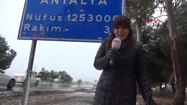 Antalya Kent Merkezinde 23 Yıl Sonra Kar Sürprizi Antalya Kent Merkezinde 23 Yıl Sonra Kar Sürprizi