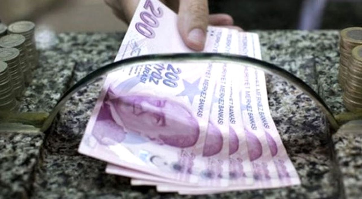 DİSK 2017 İçin 2 Bin Lira Asgari Ücret Talep Etti