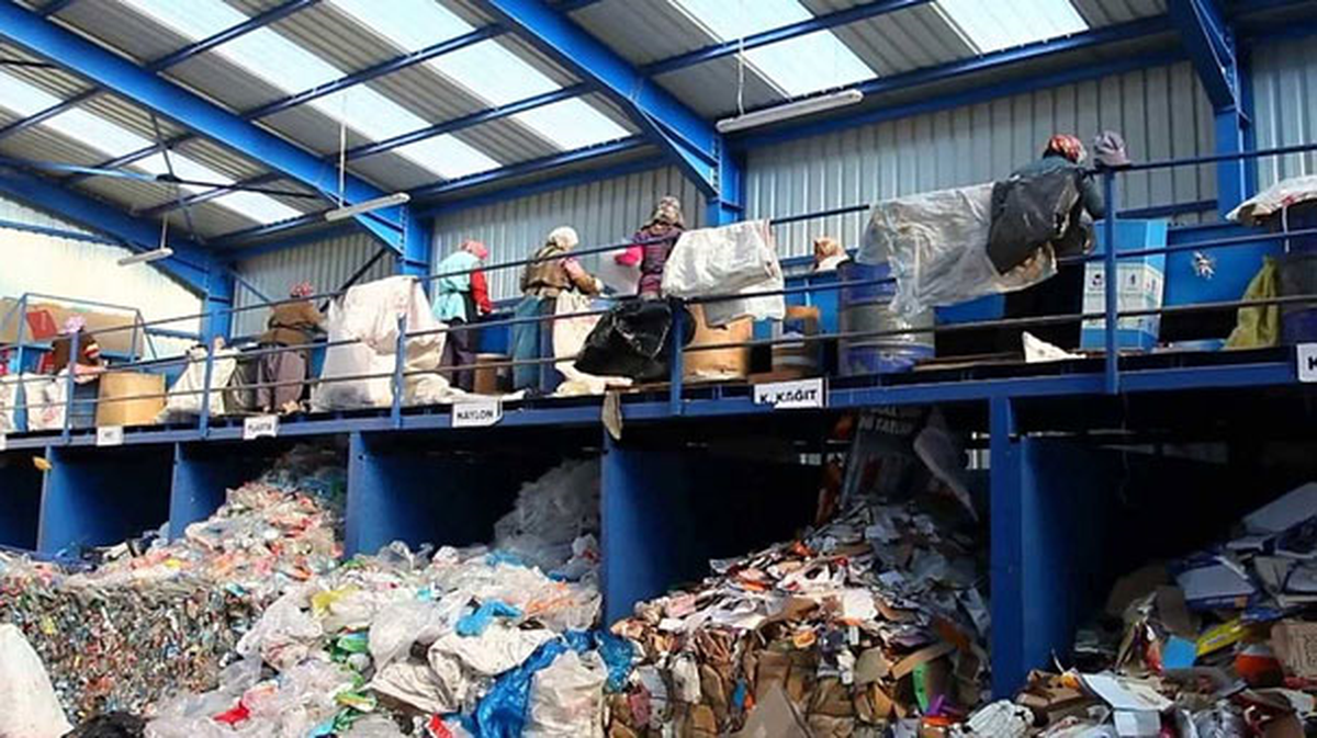 Çöpten 40 Bin Nüfuslu İlçeye Yetecek Elektrik Üretiliyor