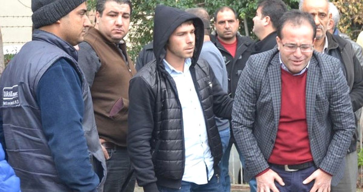 Fabrika ve Depolar Kül Oldu, Sahipleri Ağladı