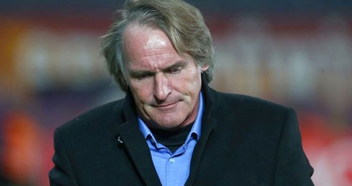 Galatasaray Riekerink'i 5 Aydır Bedavaya Çalıştırıyor