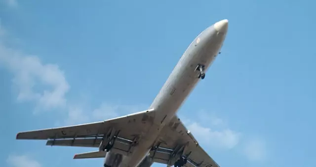 Rusya'dan Suriye'ye Giden Askeri Uçak Düştü, Arama Bölgesinden İlk Görüntü Geldi Rusya'dan Suriye'ye Giden Askeri Uçak Düştü, Arama Bölgesinden İlk Görüntü Geldi