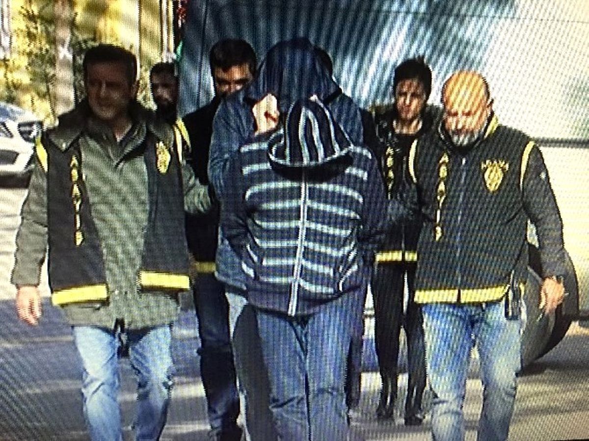 Adana'da Whatsapp Fuhuş Hattı! Suçüstü Yakalandılar
