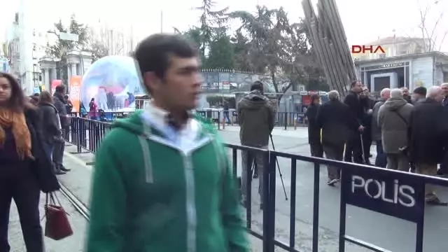 Yol Tv Kararı ve Cemevi Başkanı Odabaş'ın Gözaltına Alınması Protesto Edildi
