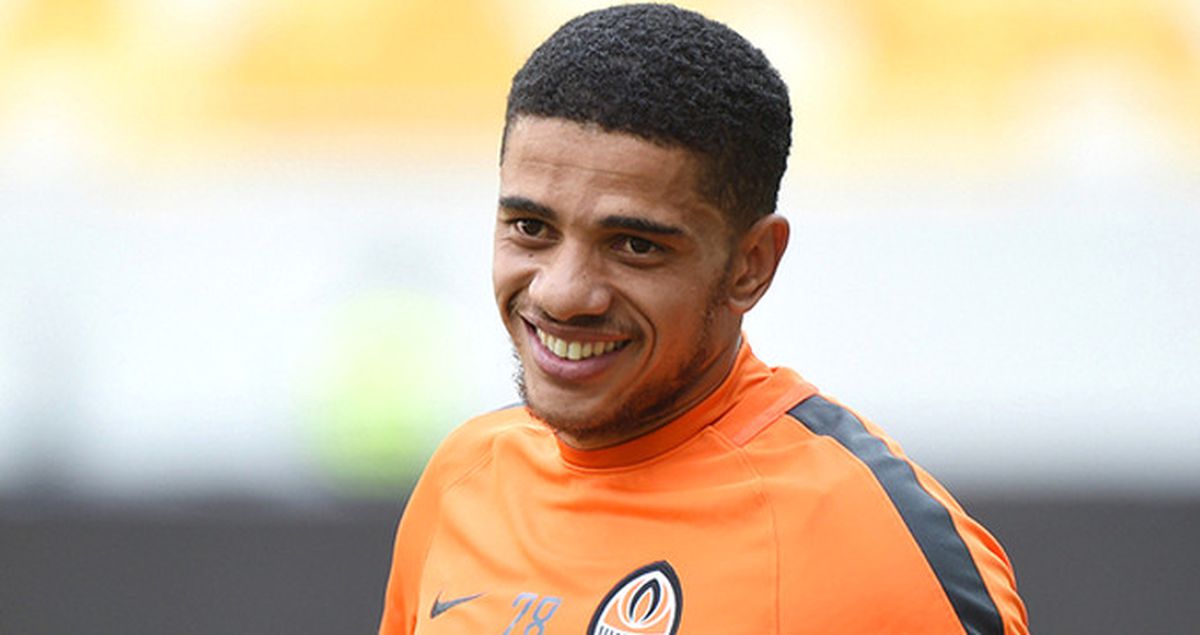 Brezilya Basını: Aziz Yıldırım, Taison Transferini Bitiriyor