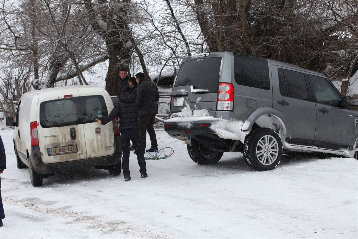 Kartalkaya'da Kar ve Buzlanma Tatilcilere Zor Anlar Yaşattı