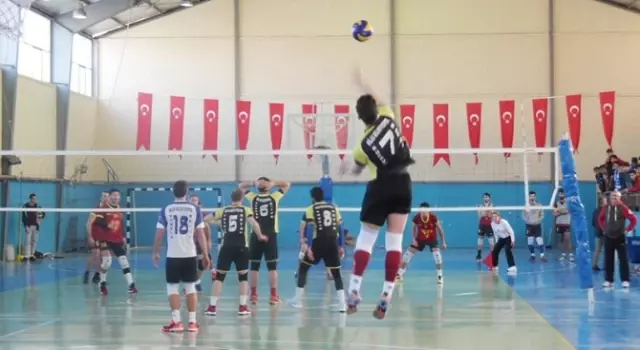 Milas Belediyespor Rakibini 3 - 1 Yendi Milas Belediyespor Rakibini 3 - 1 Yendi